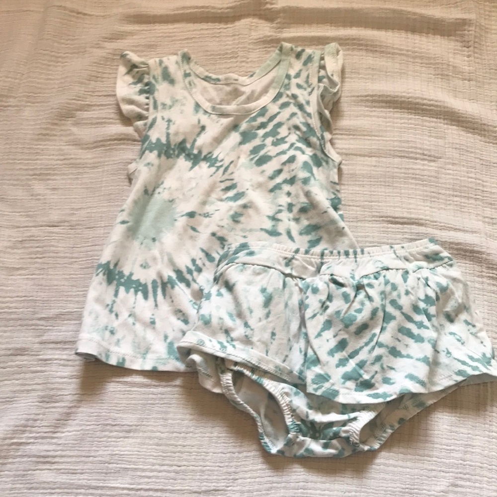 Grayson Threads tie dye top and skirt set, 18M
